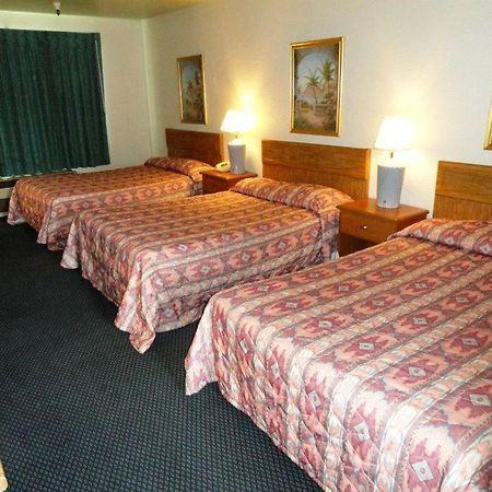 Applegate Inn Atwater 외부 사진