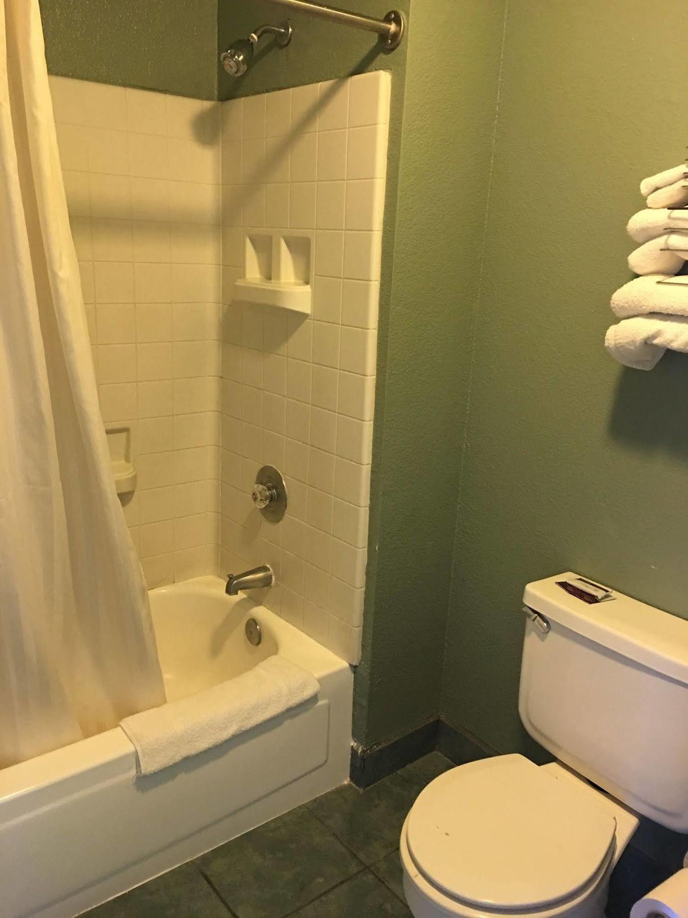 Applegate Inn Atwater 외부 사진