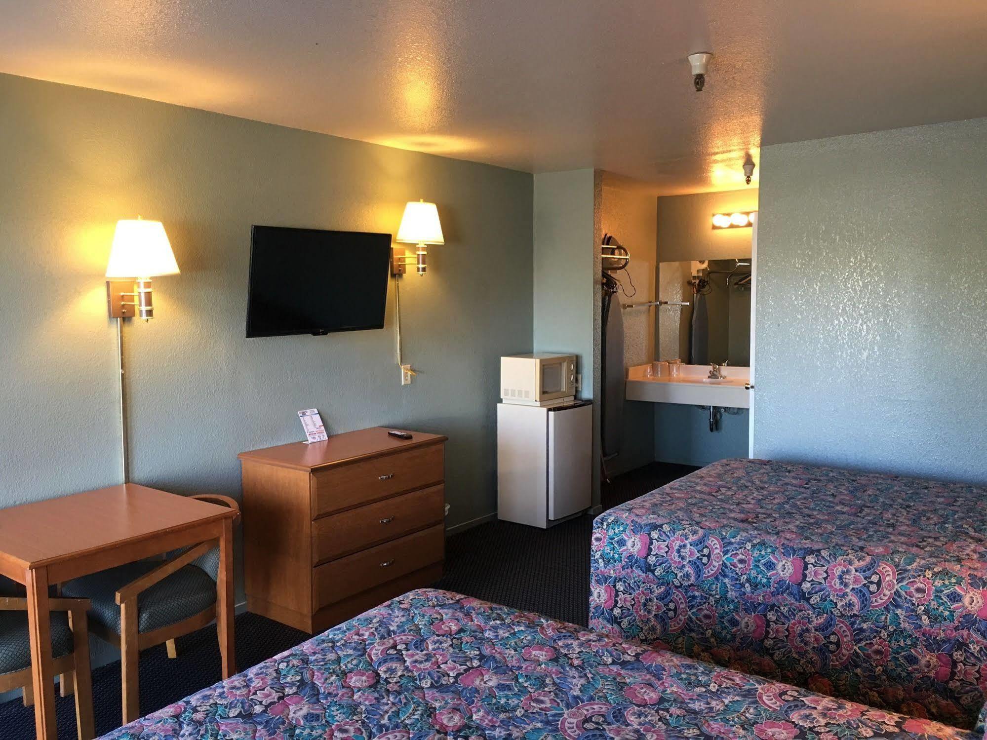 Applegate Inn Atwater 외부 사진